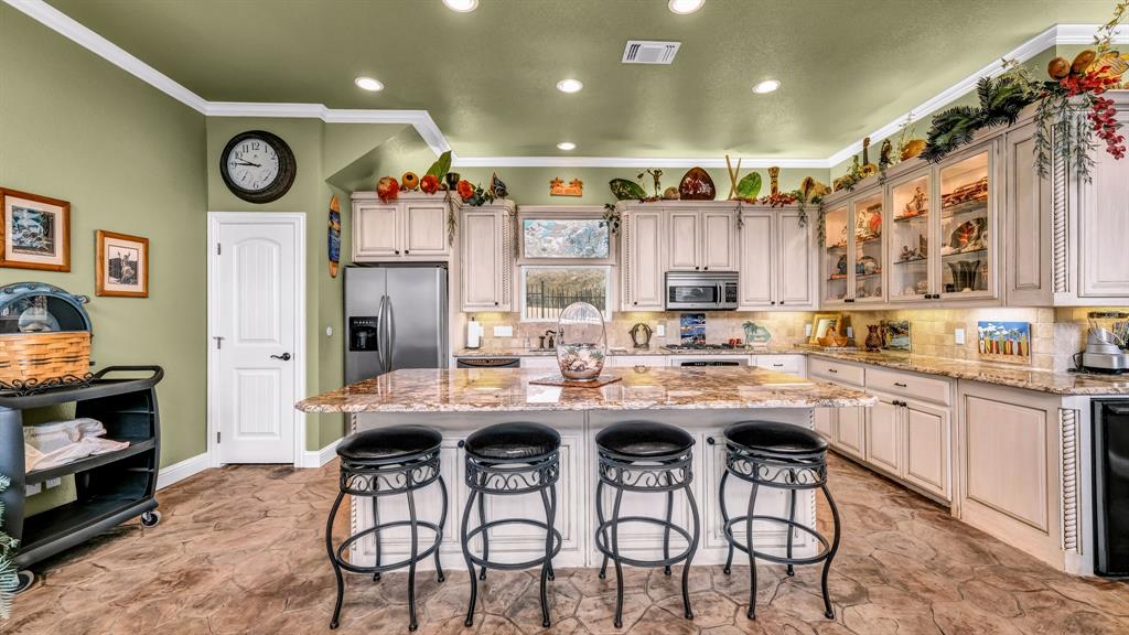 115 Autumn Springs Court Property Photo 34