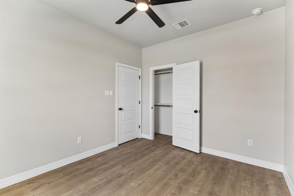 1307 Lone Pine Way Property Photo 23