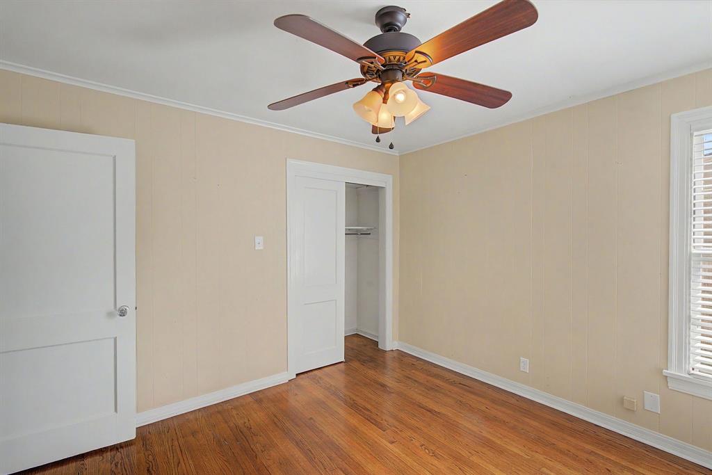 424 Albany Avenue Property Photo 23