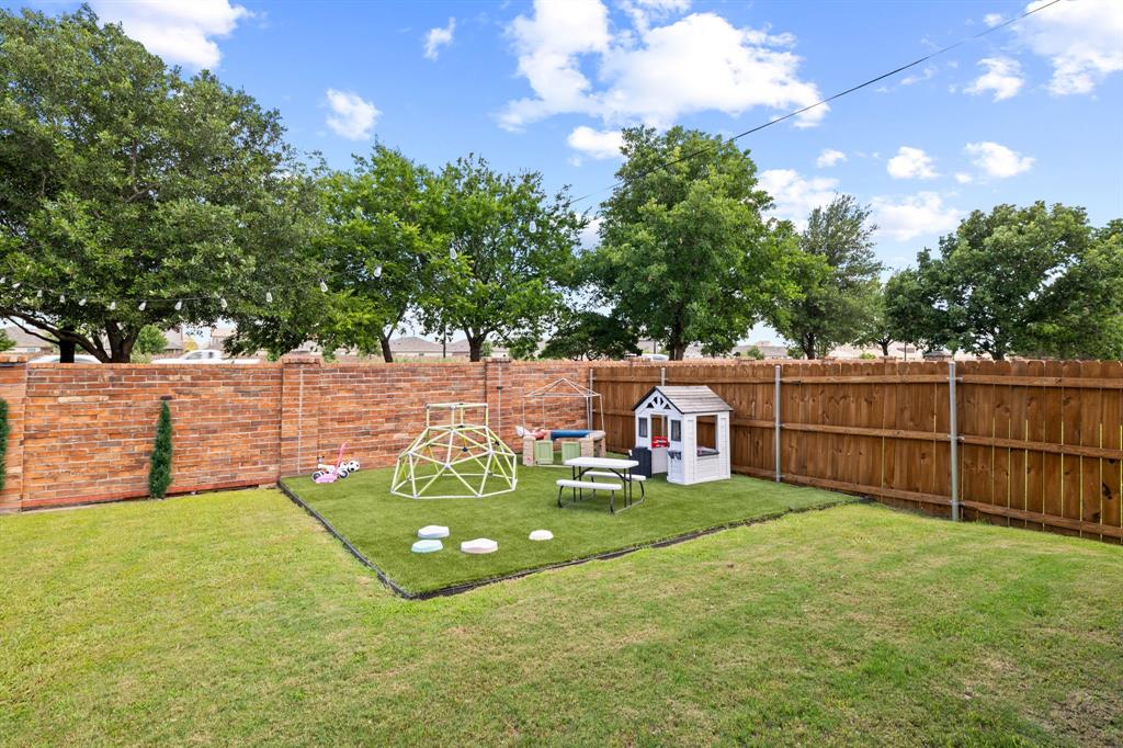 1032 Edgefield Lane Property Photo 35