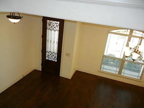 2320 Lynbridge Circle Property Photo 6