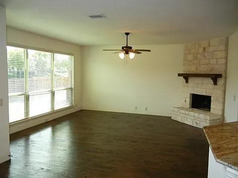 2320 Lynbridge Circle Property Photo 11