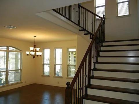 2320 Lynbridge Circle Property Photo 12