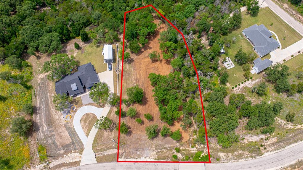 1018 Creek Crossing Road Property Photo 1