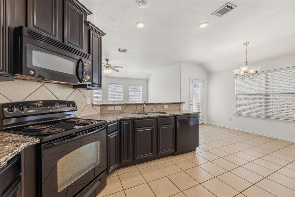 1011 Meadow Green Court Property Photo 6