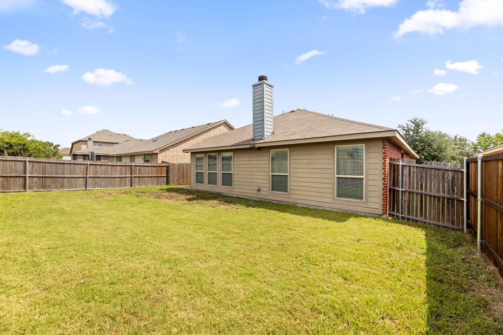 1011 Meadow Green Court Property Photo 25