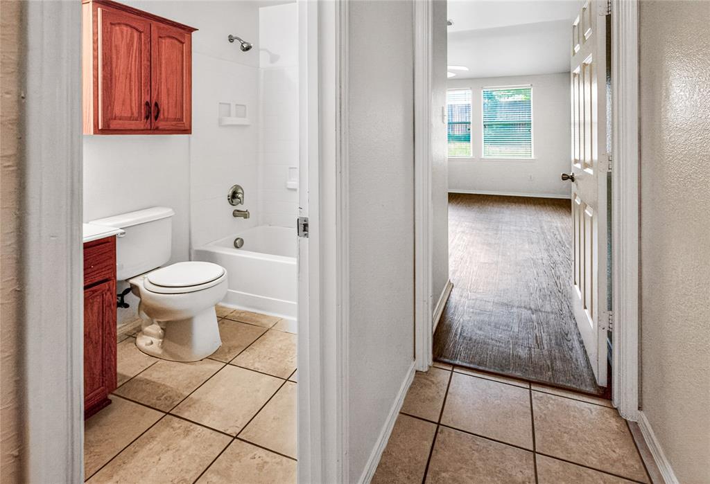 2110 Athabasca Falls Drive Property Photo 16
