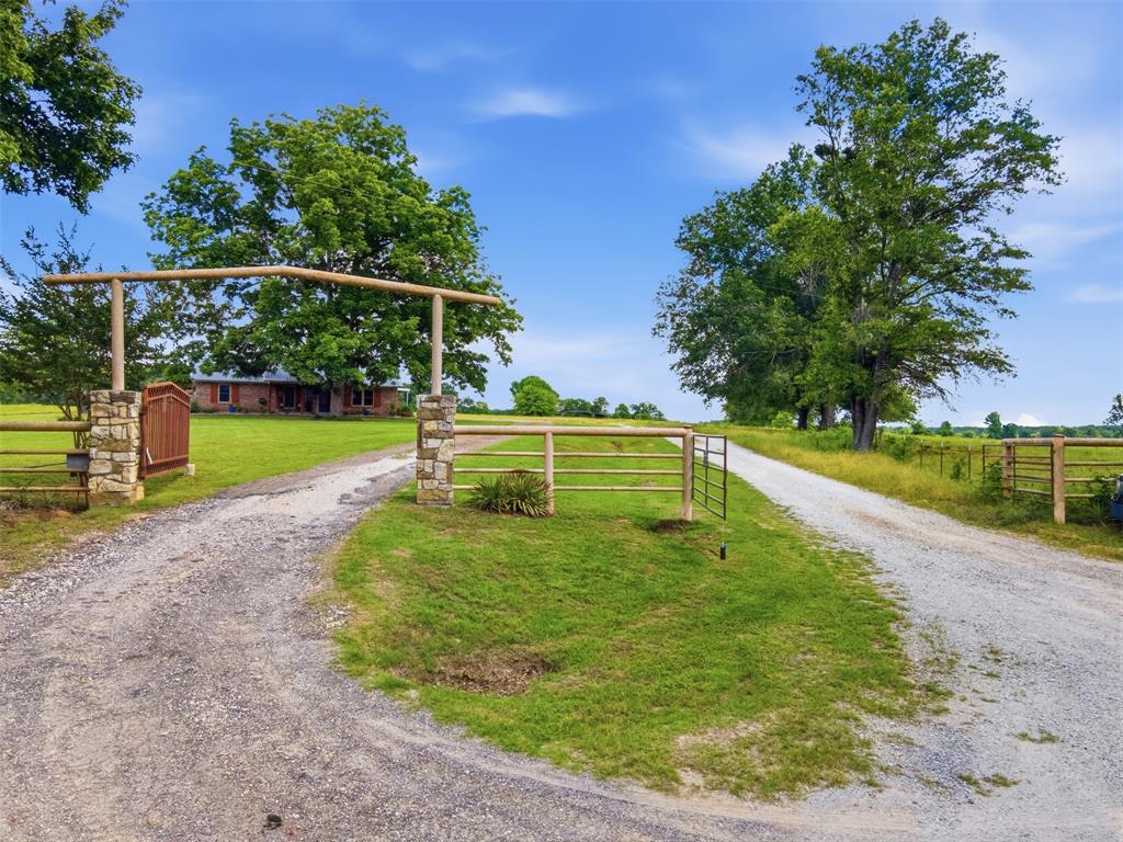 1663 County Road 1405 Property Photo 37