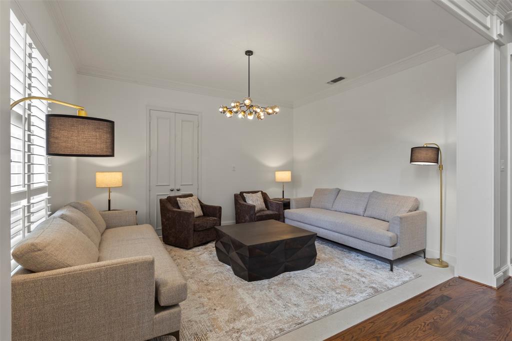1207 Conroe Drive Property Photo 8