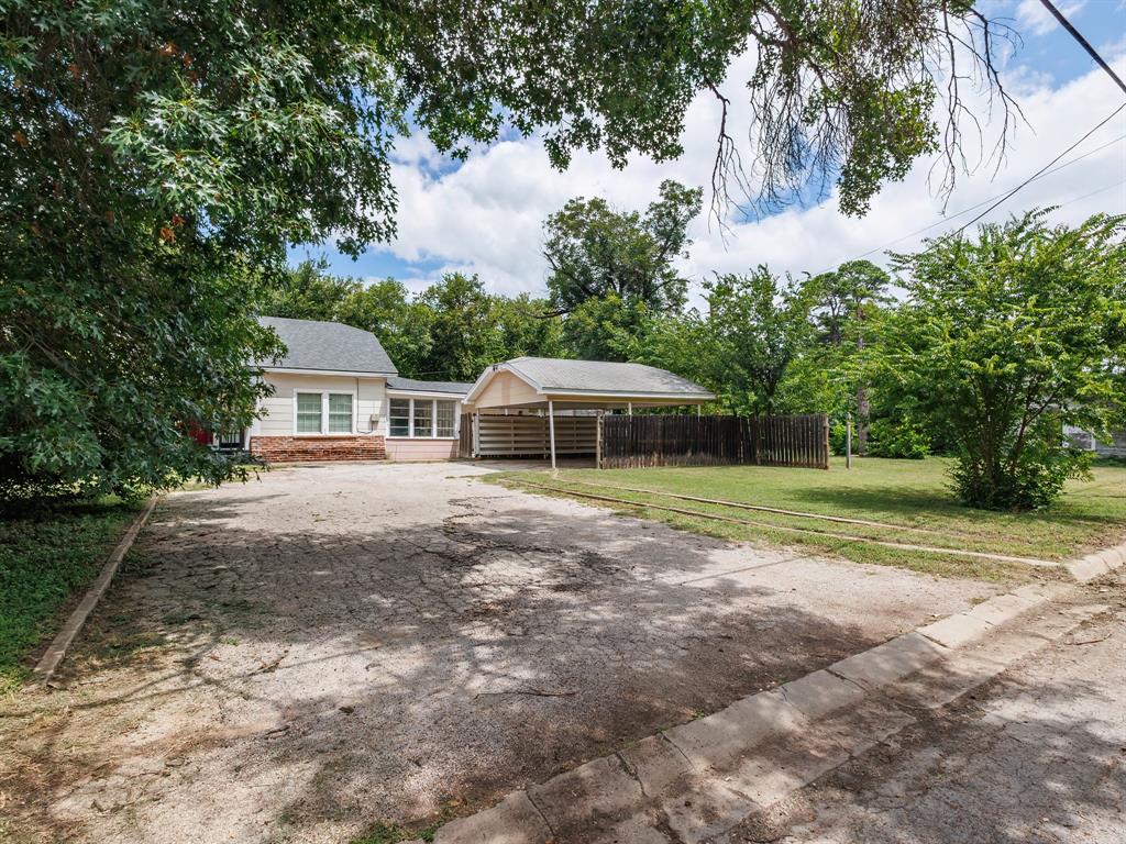 1714 8th Street Property Photo 6