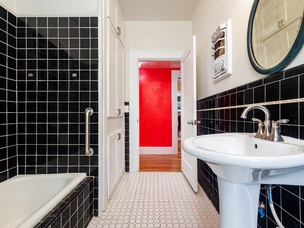 1714 8th Street Property Photo 26