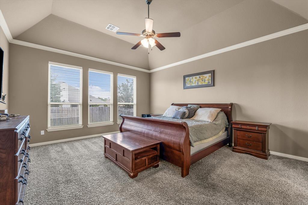 10828 Aurora Drive Property Photo 12