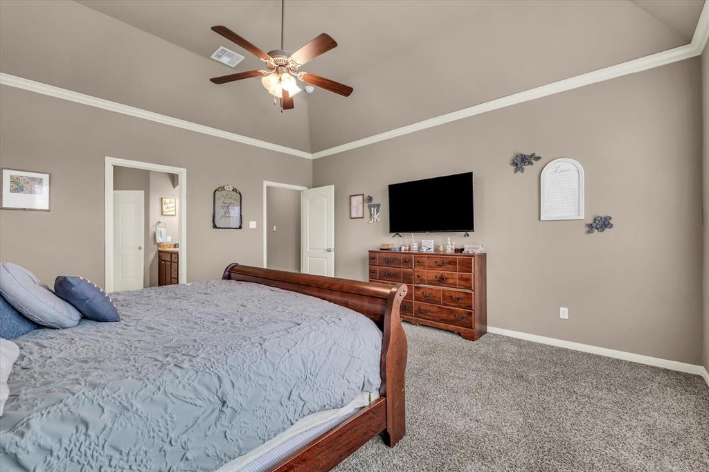 10828 Aurora Drive Property Photo 13