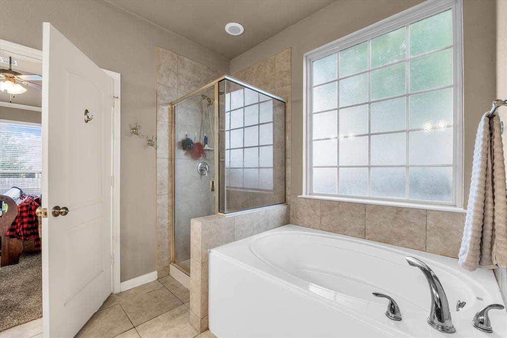 10828 Aurora Drive Property Photo 15