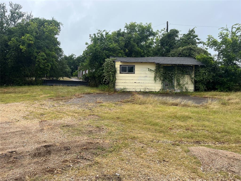 2522 Tanglewood Circle Property Photo 3