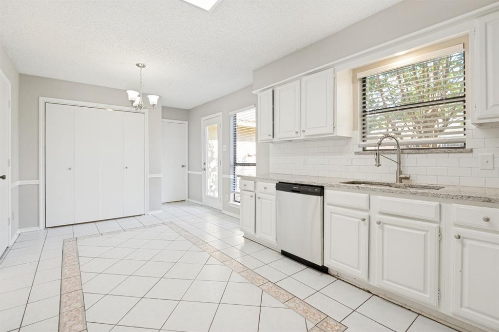 2013 Arles Lane Property Photo 10