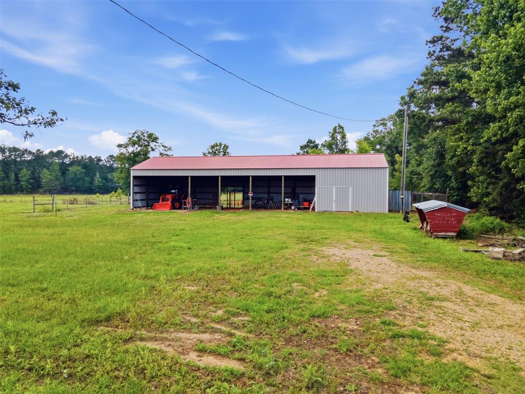 254 County Road 4129 Property Photo 32
