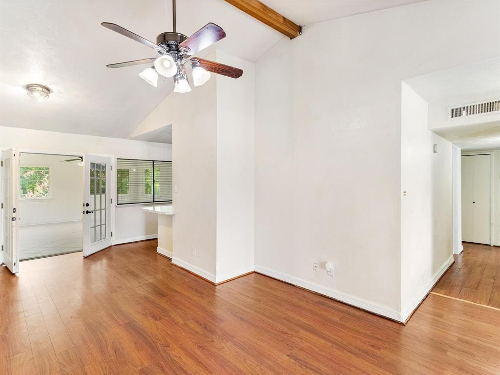 524 Carl C Senter Street Property Photo 10