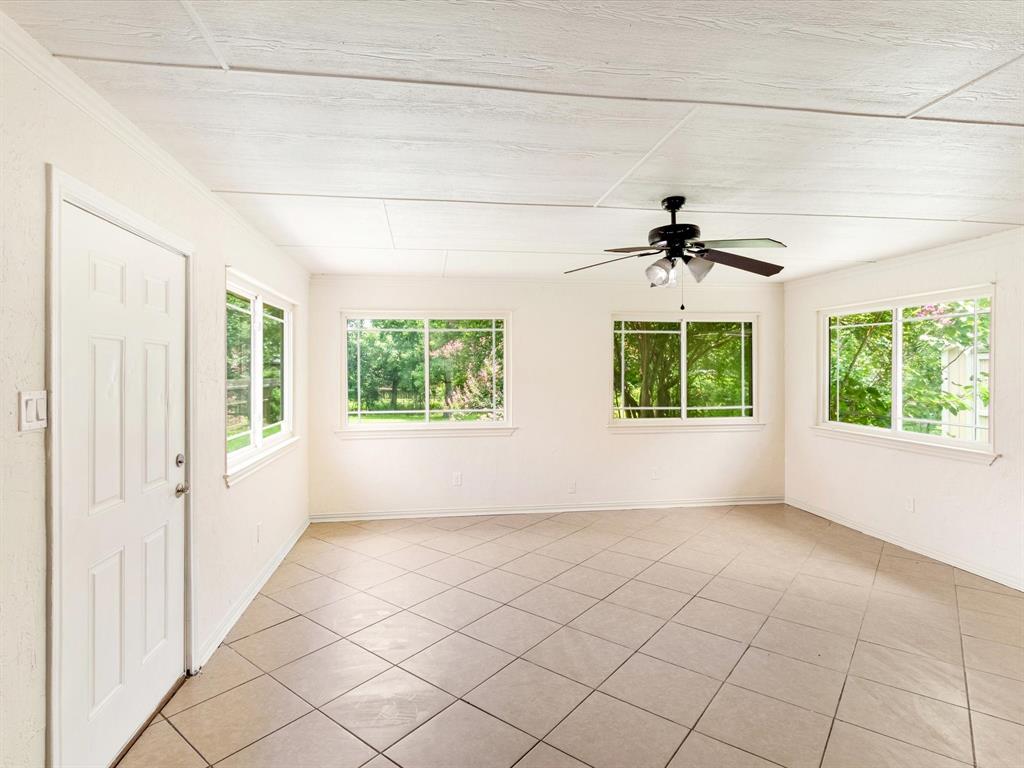 524 Carl C Senter Street Property Photo 14