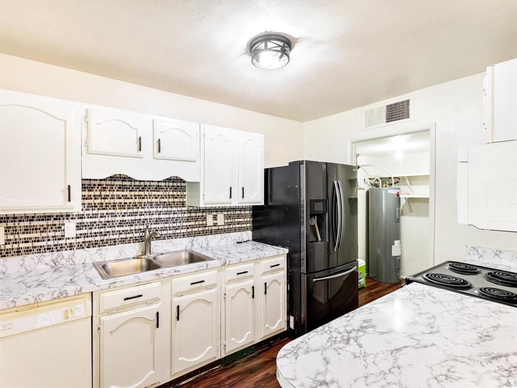 524 Carl C Senter Street Property Photo 18