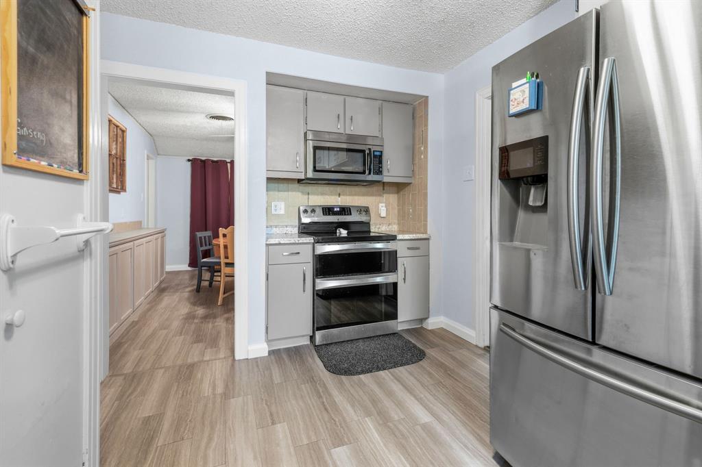 2202 And 2204 S 12th Street Property Photo 17
