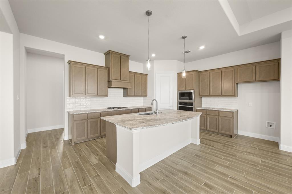 9221 Wood Duck Drive Property Photo 5