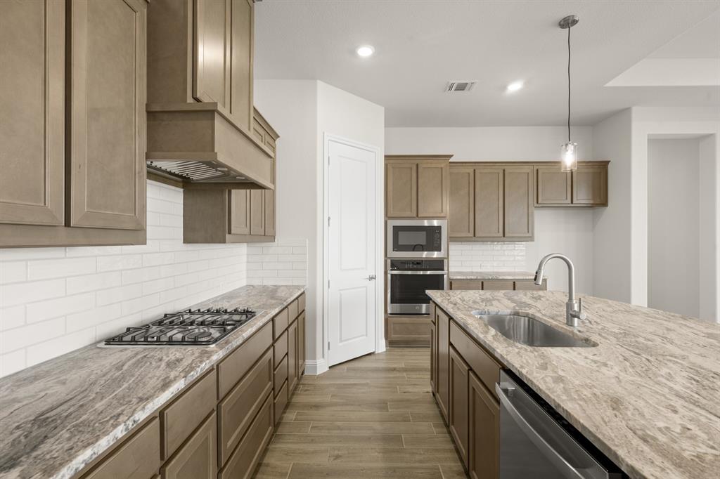 9221 Wood Duck Drive Property Photo 7