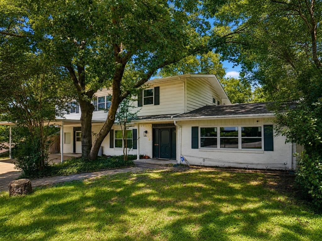 2409 Whitewood Drive Property Photo 1