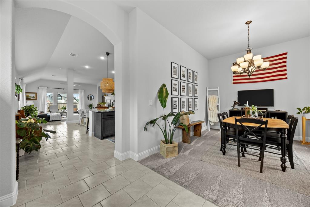 1084 Imperial Eagle Road Property Photo 7