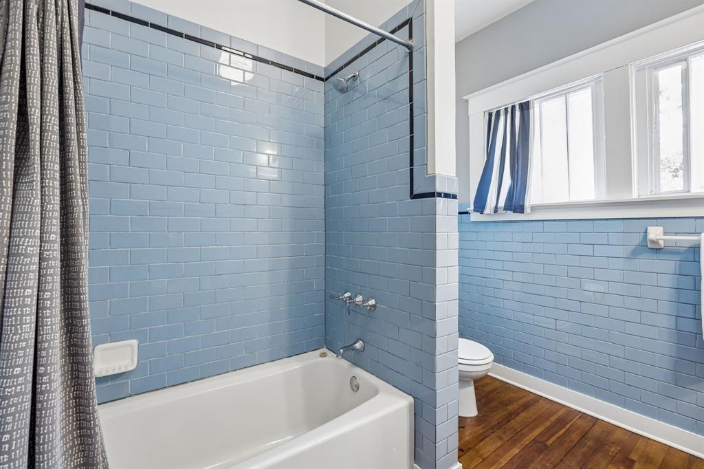 5020 Junius Street Property Photo 27