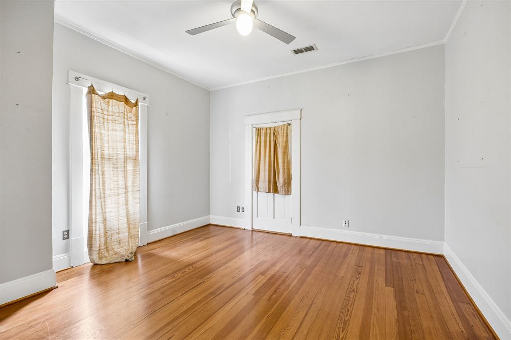 5020 Junius Street Property Photo 28