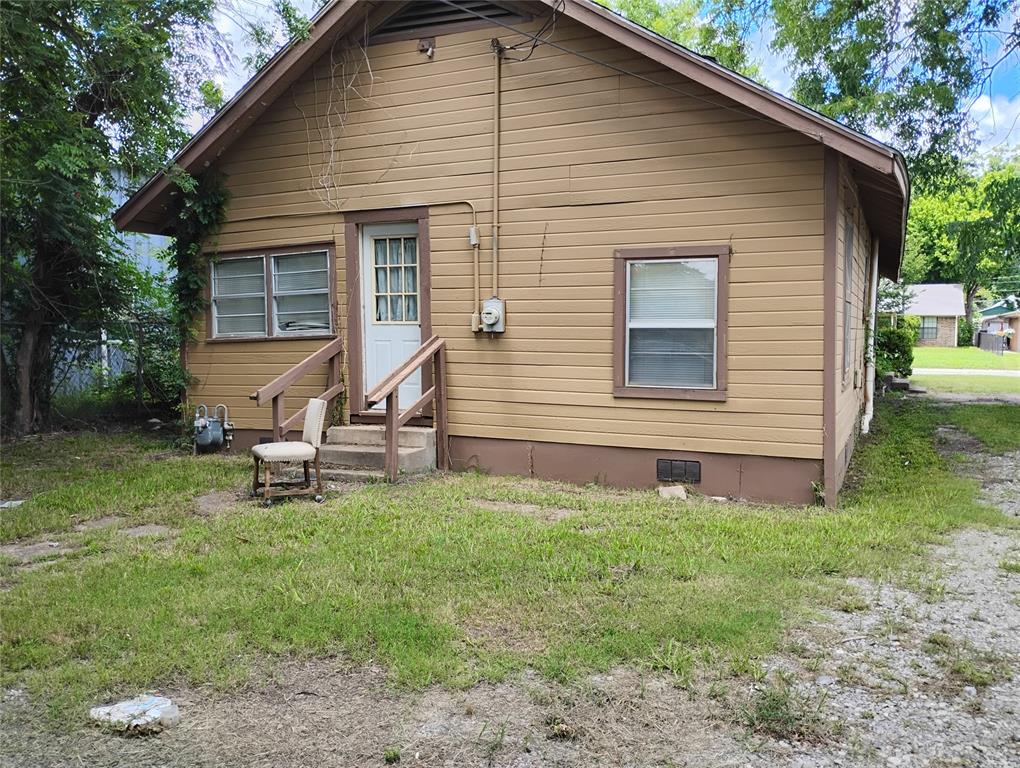 624 W Morton Street Property Photo 3