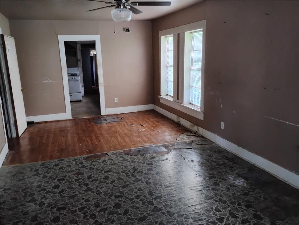 624 W Morton Street Property Photo 6