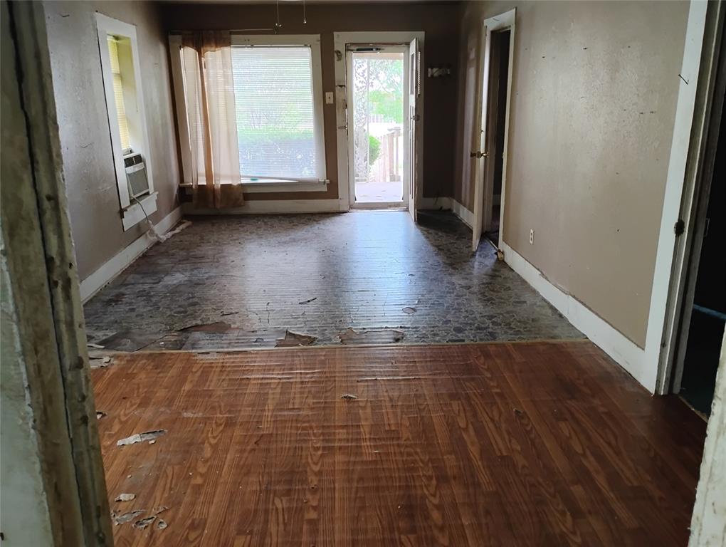 624 W Morton Street Property Photo 11