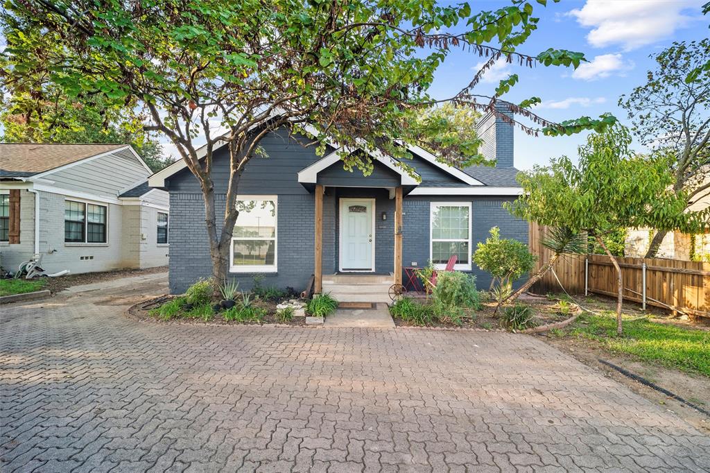 2522 W Jefferson Boulevard Property Photo 2