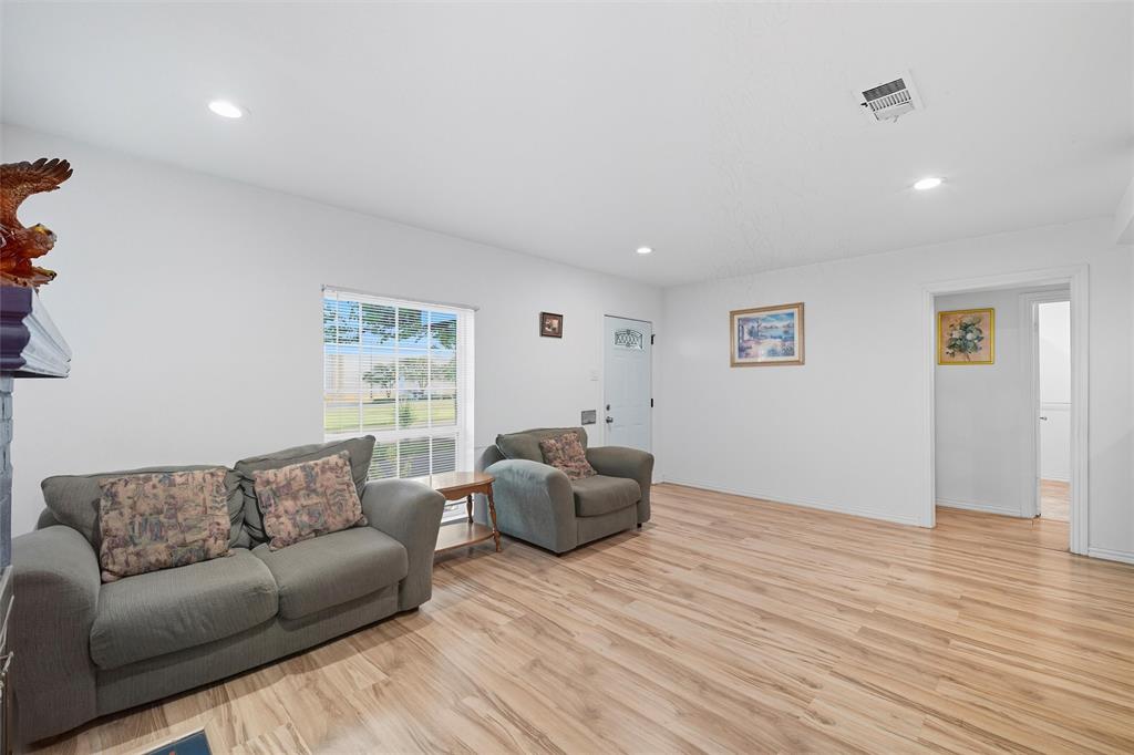 2522 W Jefferson Boulevard Property Photo 7