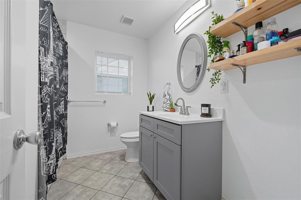 2522 W Jefferson Boulevard Property Photo 20