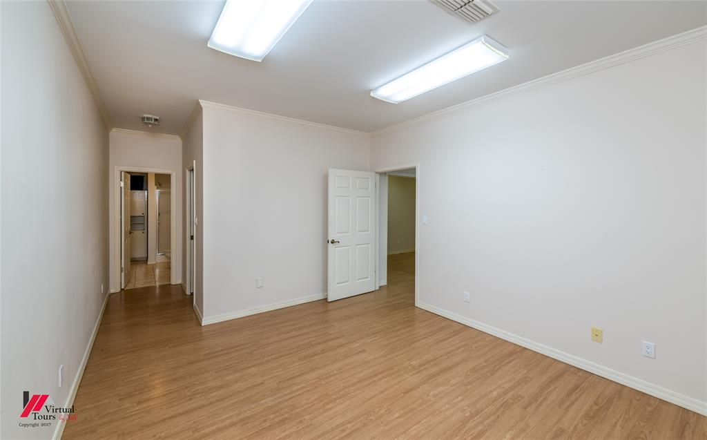 1580 Machen Drive Property Photo 39
