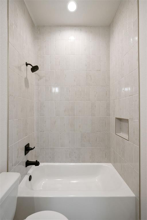 902 Boston Lane Property Photo 8