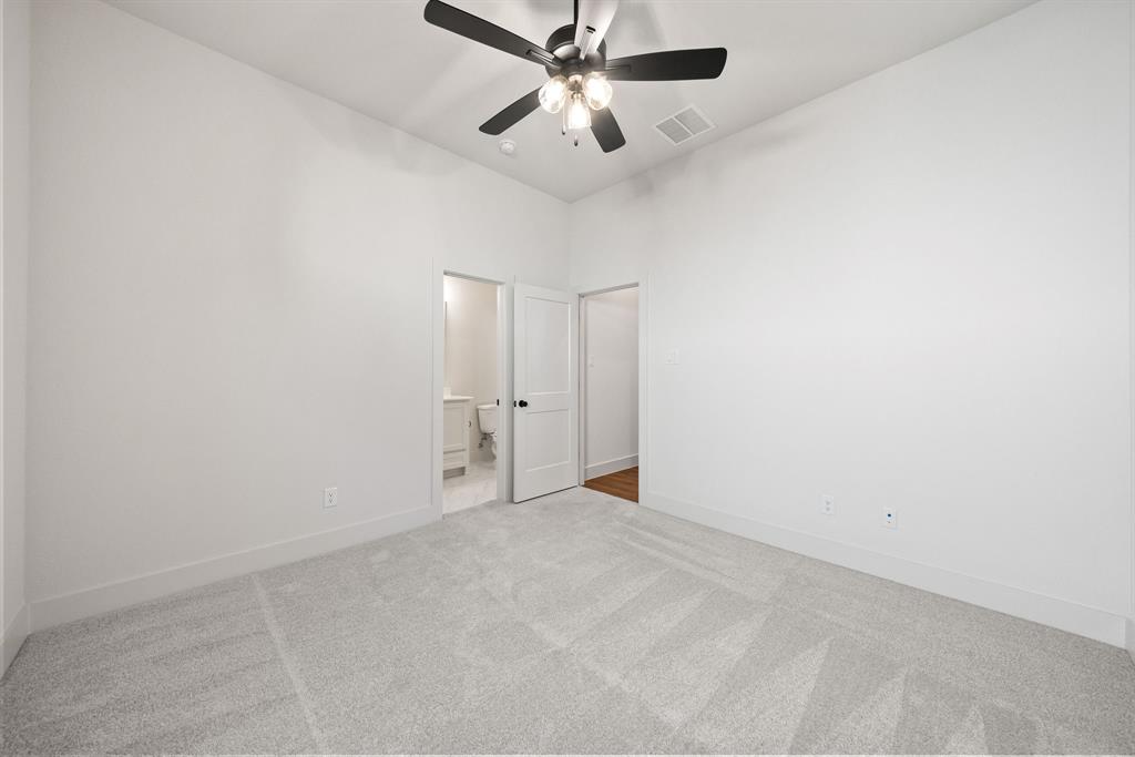 902 Boston Lane Property Photo 11