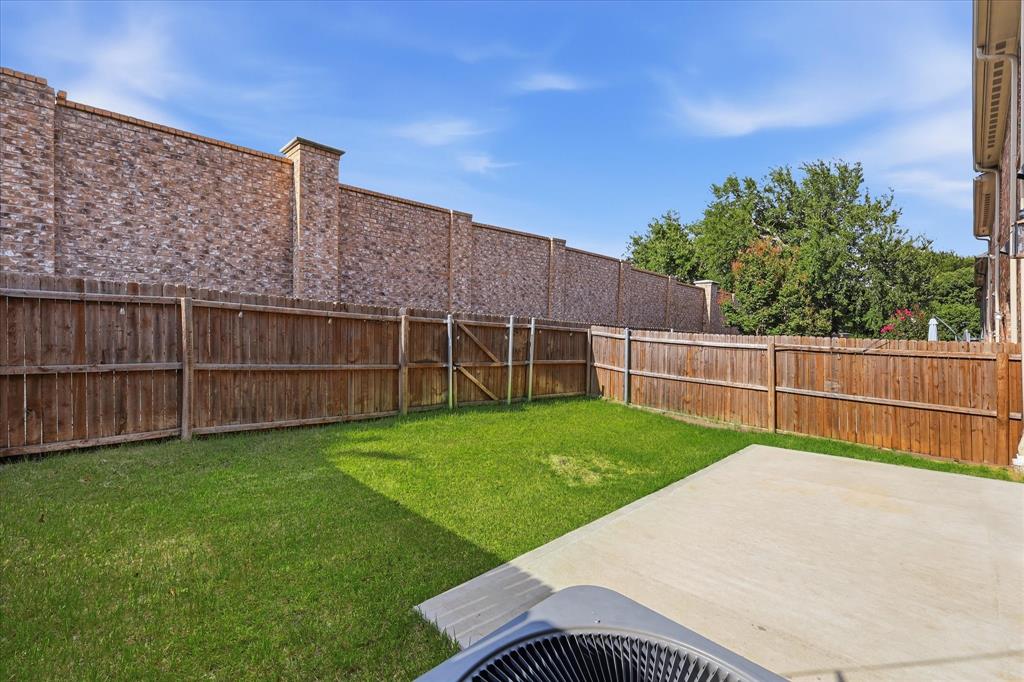 399 Dublin Street Property Photo 32