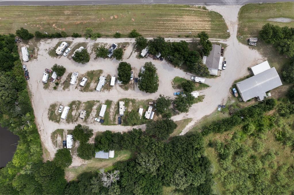 4908 State Highway 16 Property Photo 5