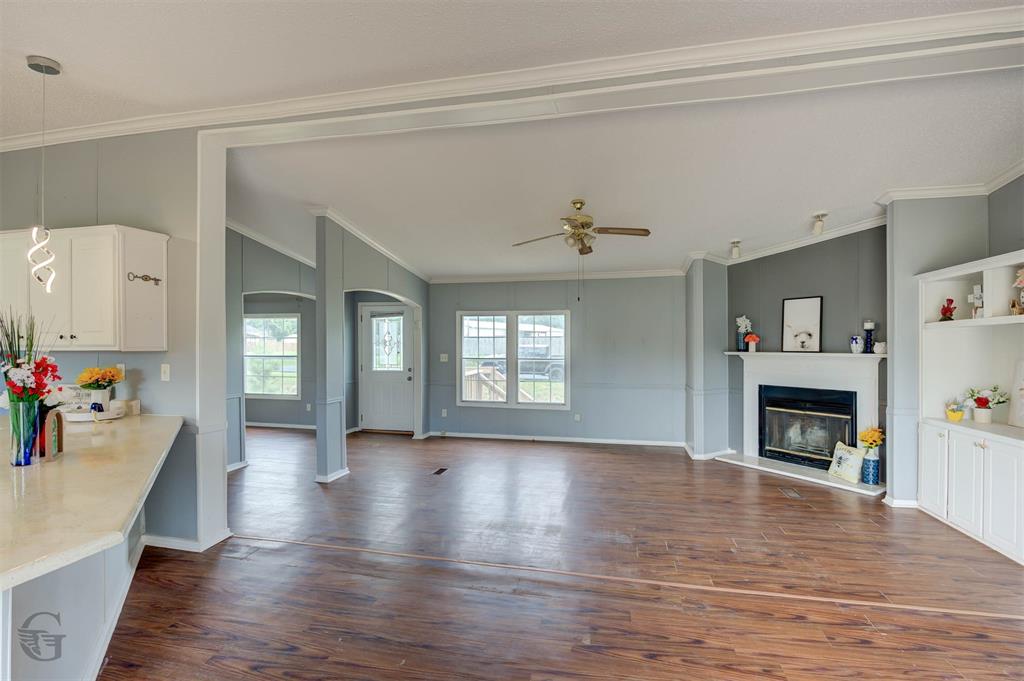 6935 Rosewood Oak Drive Property Photo 5