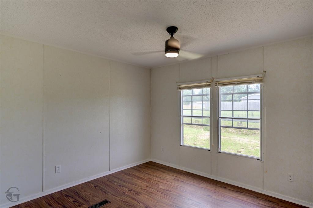 6935 Rosewood Oak Drive Property Photo 18