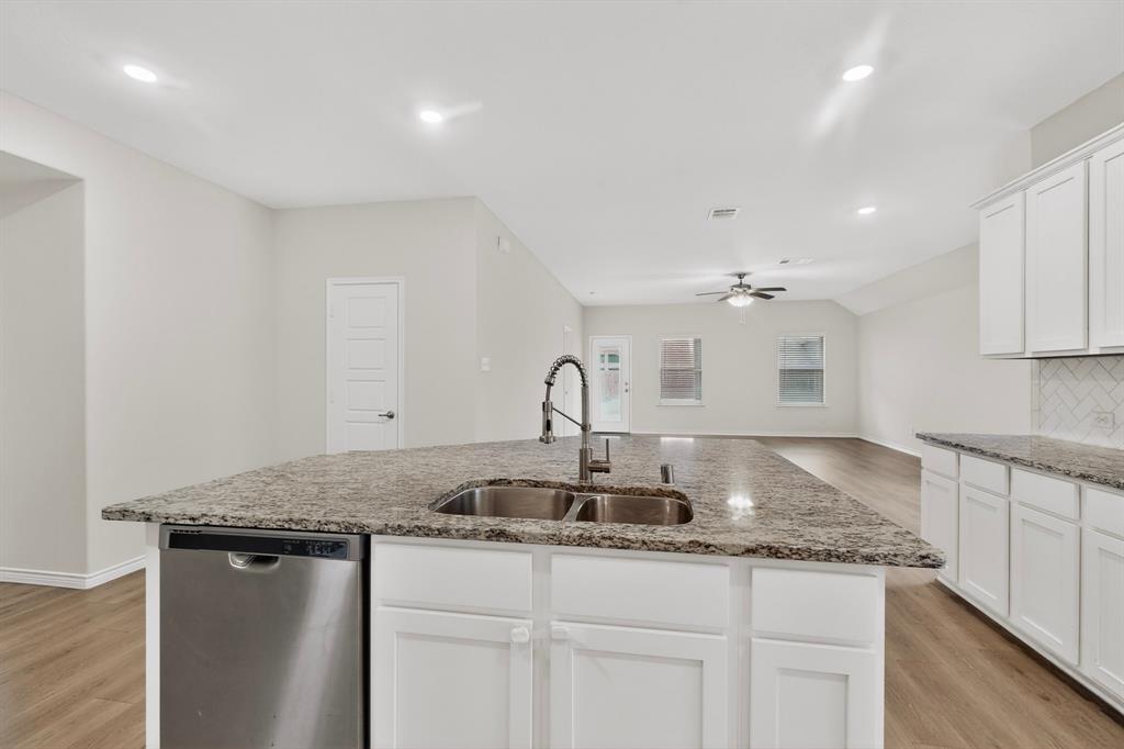 430 Forestridge Drive Property Photo 16