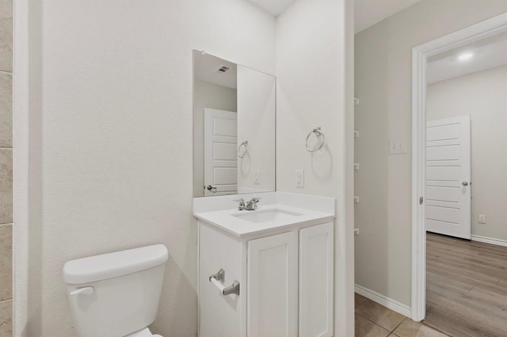 430 Forestridge Drive Property Photo 28