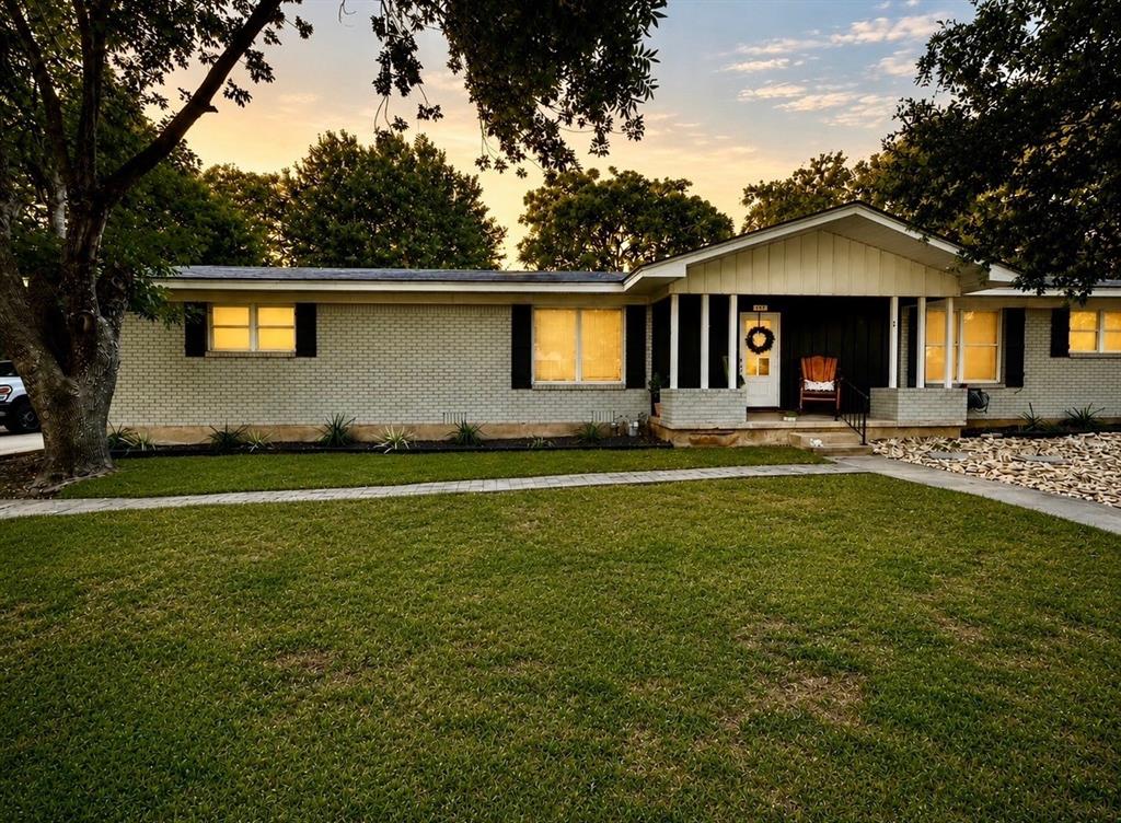 617 Cardinal Drive
