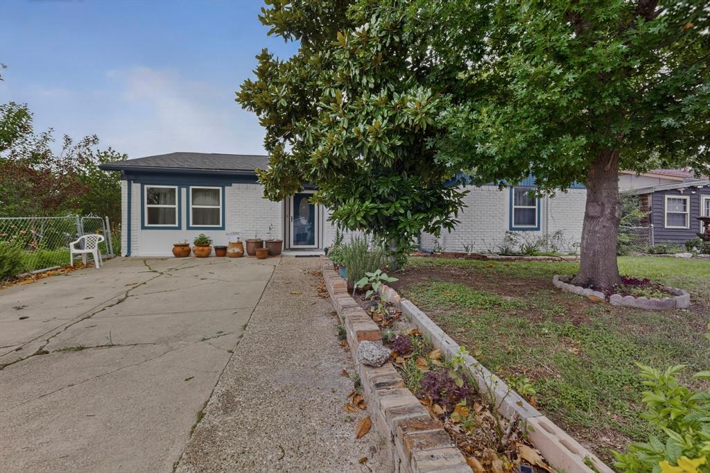 12207 Queen Drive Property Photo 4