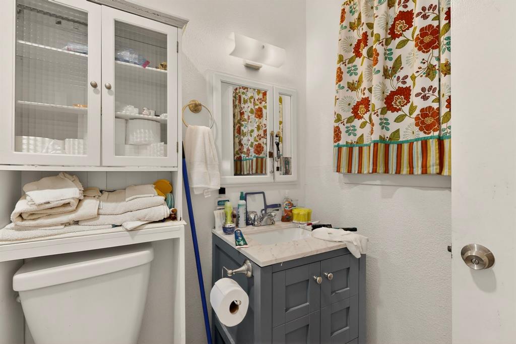 12207 Queen Drive Property Photo 23
