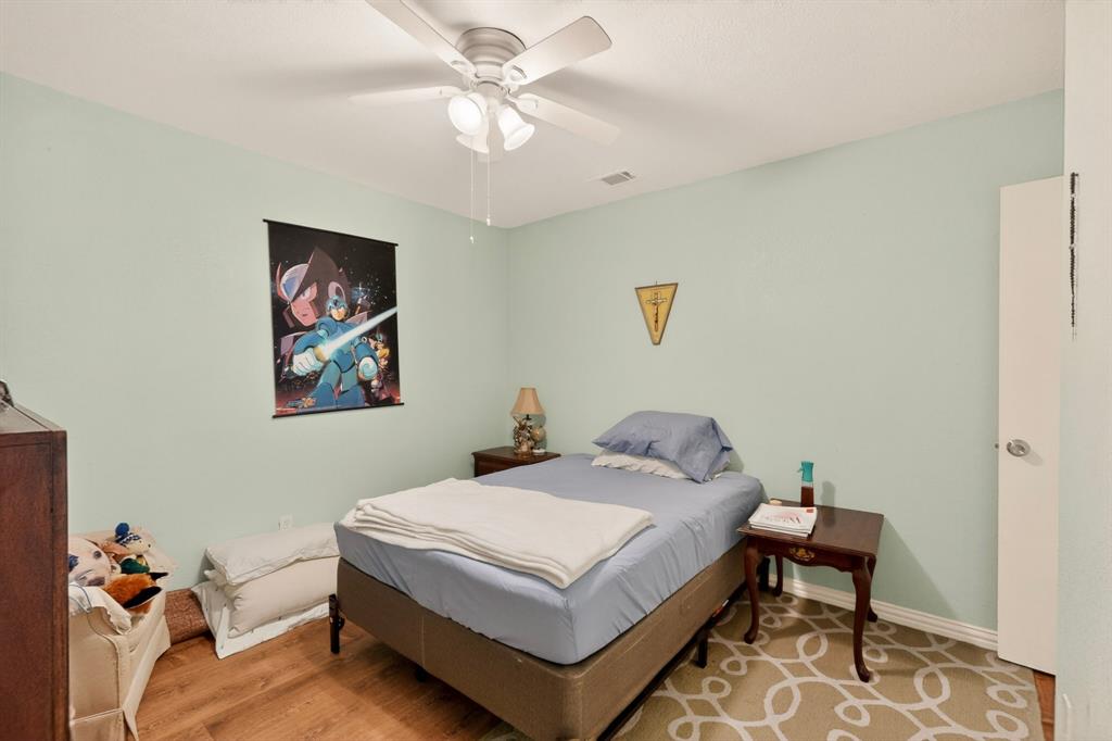 12207 Queen Drive Property Photo 25